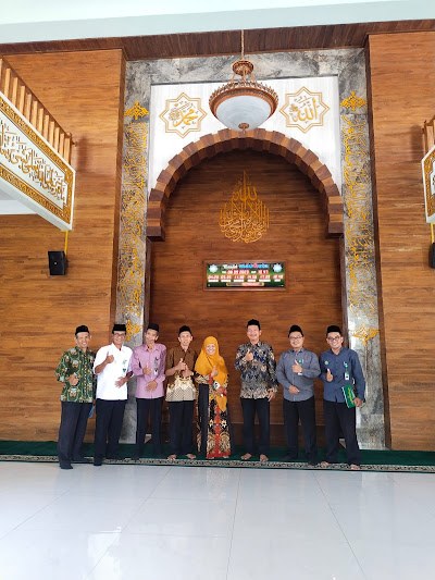 Keluarga besar Ponpes Tamrinut Thullab